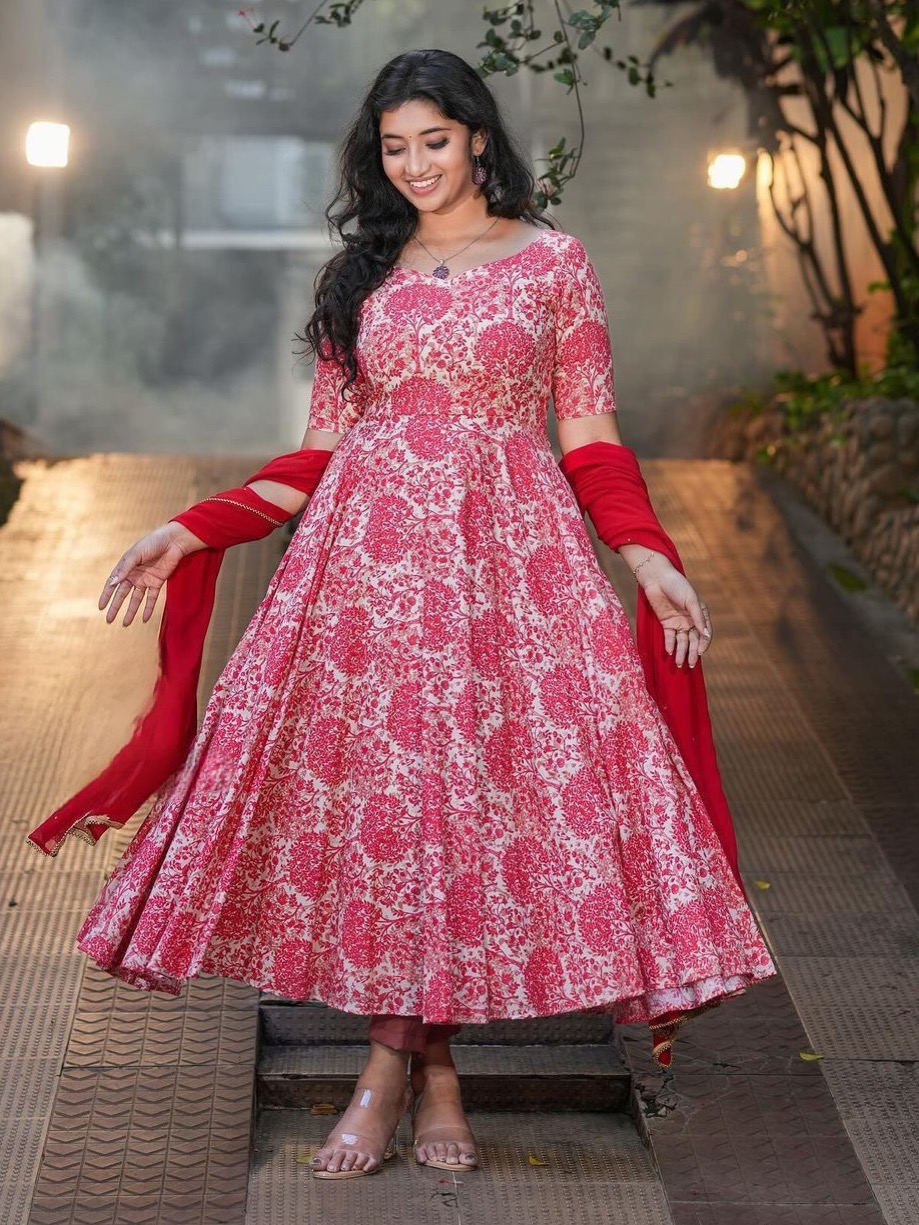 Red White Color Combination Anarkali Floral Print Georgette With Dupatta