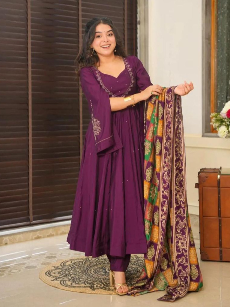 Wine Color Heavy Roman Silk Suit Set With Matching Pant & Lace Dupatta Embroidery Zari Weaving